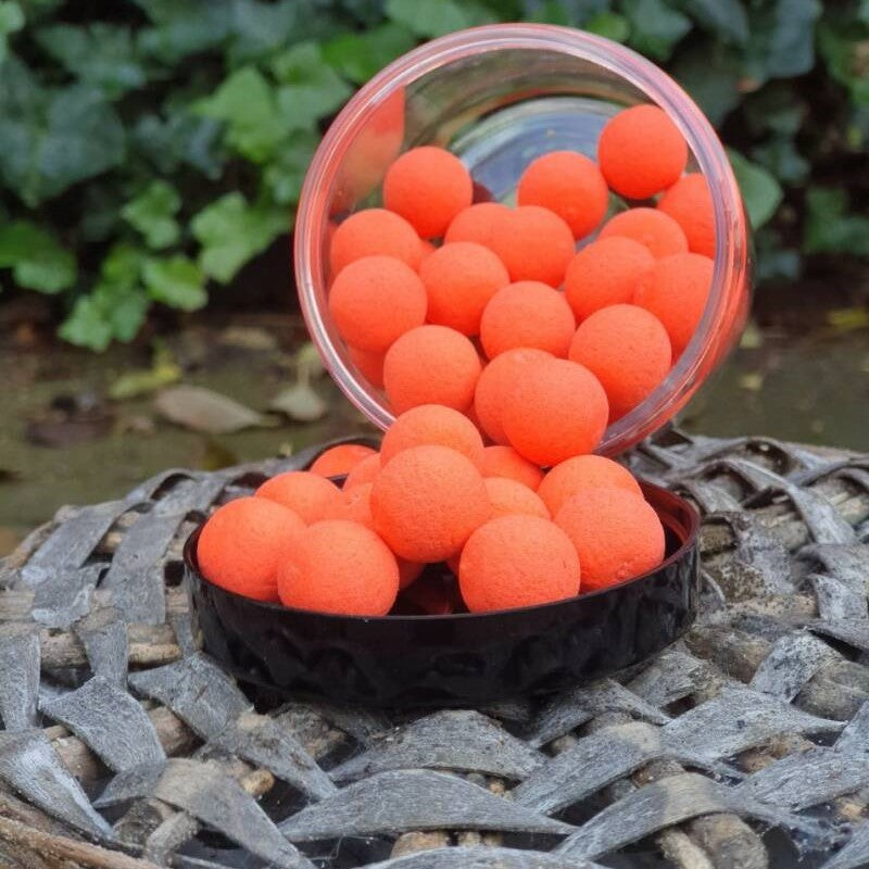 CarpCon High Attract Fluo Pop-Ups 'Strawberry' - 15mm (70g)